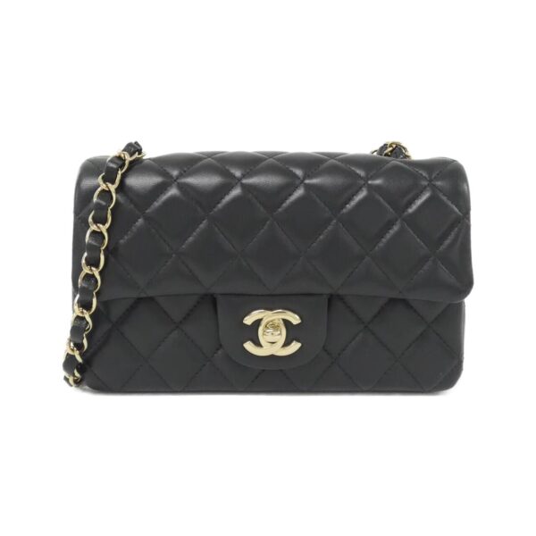 Chanel_69900_Shoulder_Bag_1