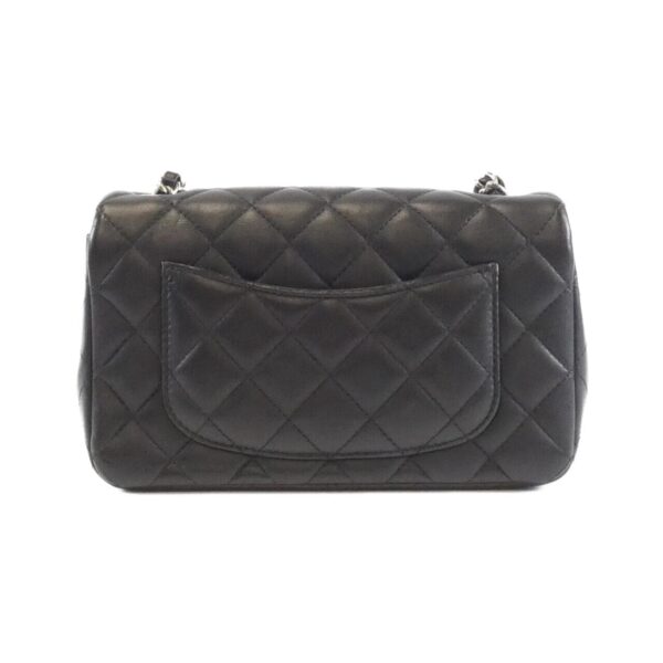 Chanel_69900_Shoulder_Bag_2