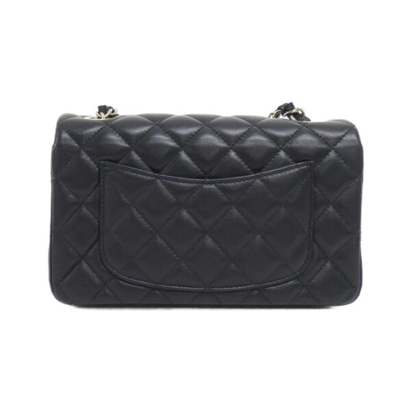 Chanel_69900_Shoulder_Bag_2