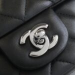 Chanel_69900_Shoulder_Bag_4