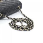 Chanel_69900_Shoulder_Bag_5