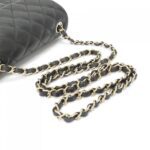 Chanel_69900_Shoulder_Bag_6
