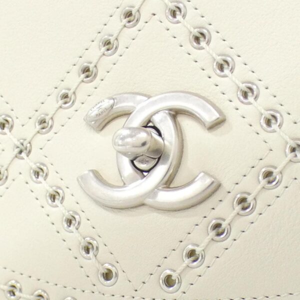 Chanel_69993_Shoulder_Bag_5
