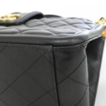 Chanel_90672_Shoulder_Bag_3