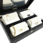 Chanel_AS1949_Shoulder_Bag_1