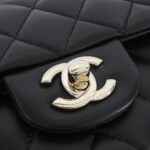 Chanel_AS2431_Bag_4