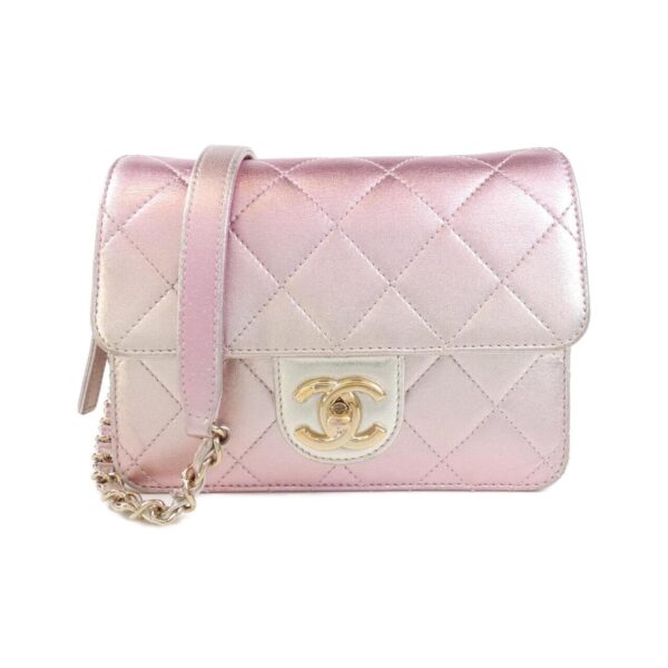 Chanel_AS3002_Shoulder_Bag_1