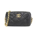 Chanel_AS3384_Shoulder_Bag_1