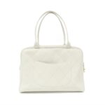 Chanel_AS3718_Boston_Bag_2