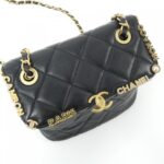 Chanel_AS3732_Shoulder_Bag_4