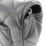 Chanel_AS3850_Shoulder_Bag_4