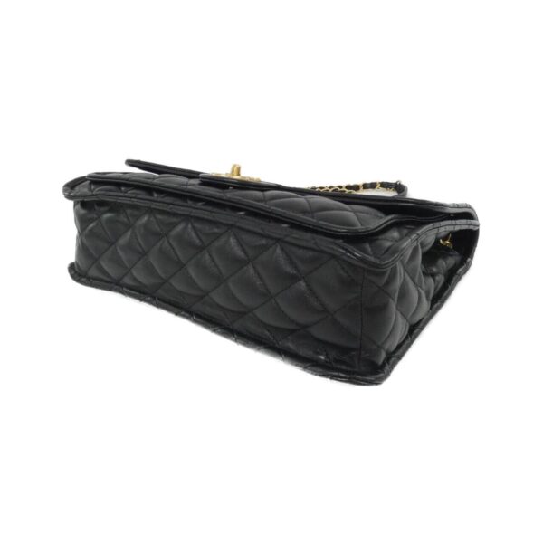 Chanel_AS4723_Shoulder_Bag_3