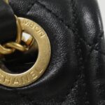 Chanel_AS4723_Shoulder_Bag_5