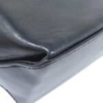 Chanel_Essential_Line_46880_Bag_3