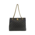 Chanel_Shoulder_Bag_1