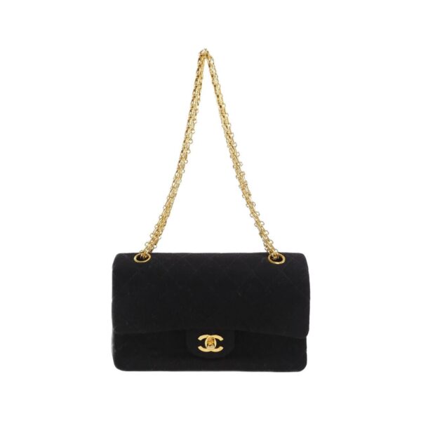 Chanel_Shoulder_Bag_1