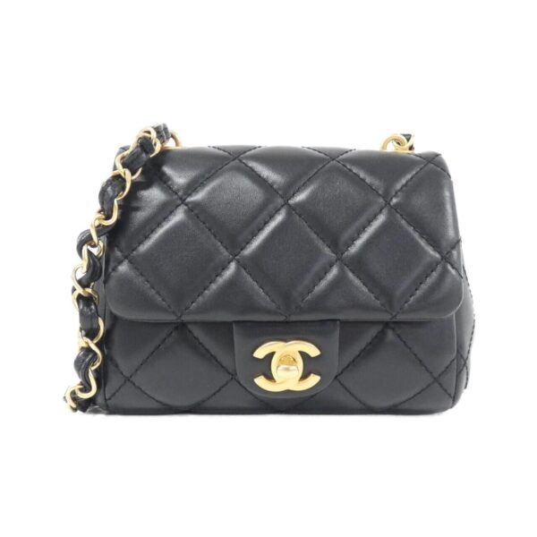 Chanel_Shoulder_Bag_1