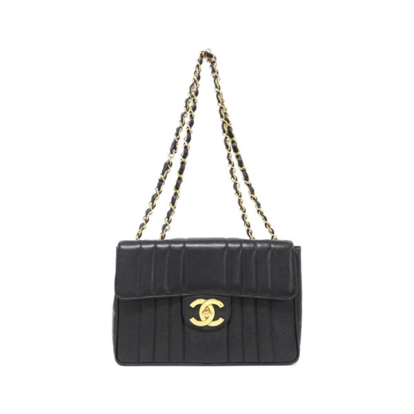 Chanel_Shoulder_Bag_1