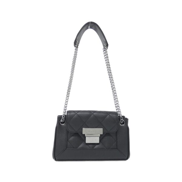 Chanel_Shoulder_Bag_1