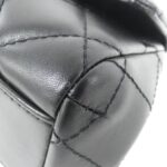 Chanel_Shoulder_Bag_3