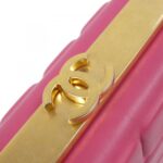 Chanel_Shoulder_Bag_4