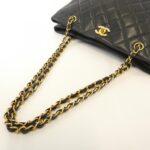 Chanel_Shoulder_Bag_6