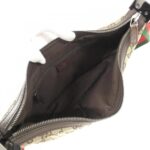 Gucci_122790_F4F5R_Shoulder_Bag_9