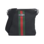 Gucci_631199_KWT7N_Shoulder_Bag_1