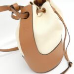 Loewe_Balloon_326_38AC30_Shoulder_Bag_5