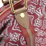 Louis_Vuitton_Aviator_M40384_Bag_5