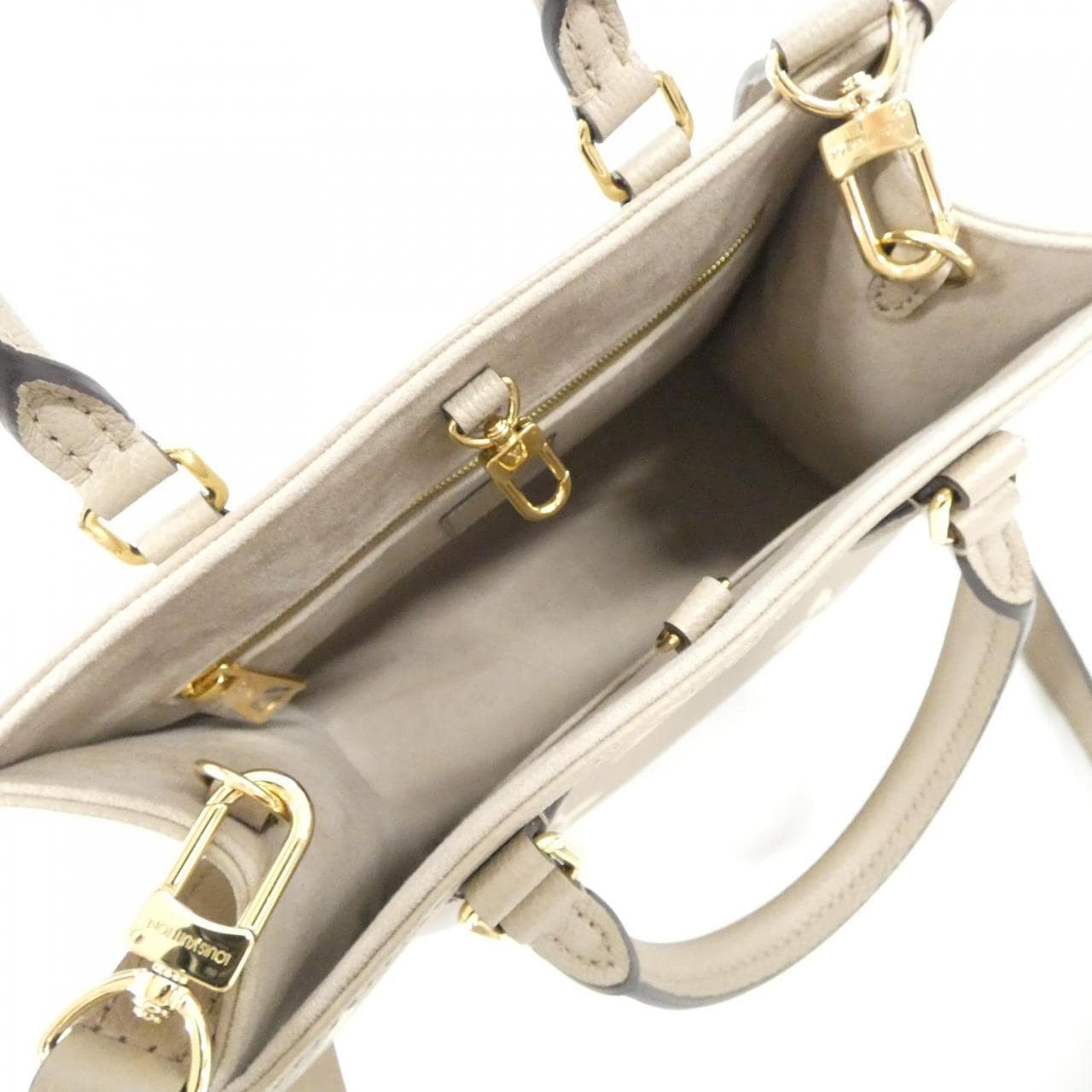 Louis_Vuitton_Bicolor_Monogram_Empreinte_OnTheGo_PM_M45779_Bag_4