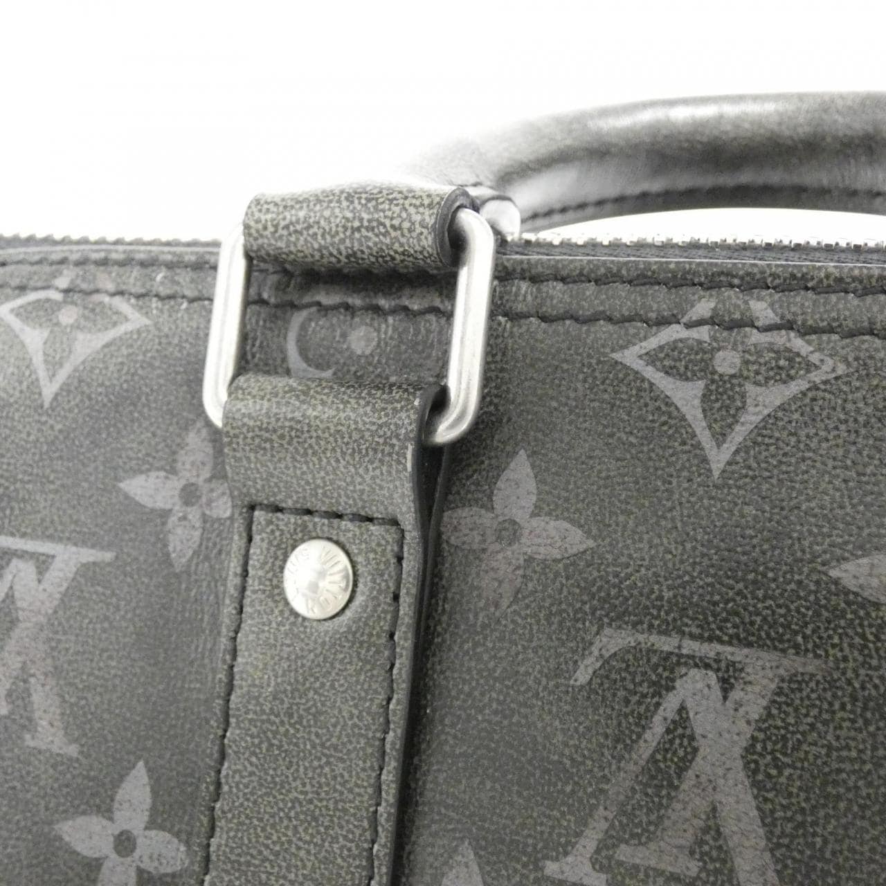 Louis_Vuitton_Brushed_Monogram_Key_Pouch_Bandouliere_25cm_M11595_Shoulder_Bag_4