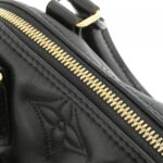 Louis_Vuitton_Bubblegram_Alma_Soft_BB_M59793_Bag_5