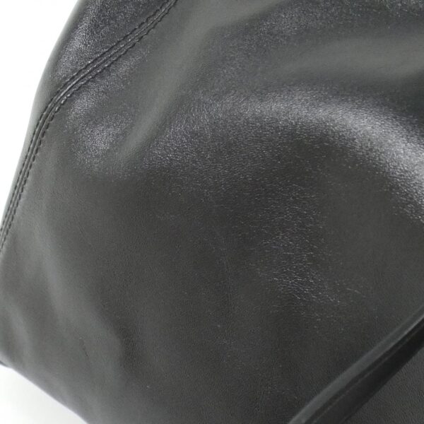 Louis_Vuitton_Carryall_Vibes_MM_M25143_Shoulder_Bag_5