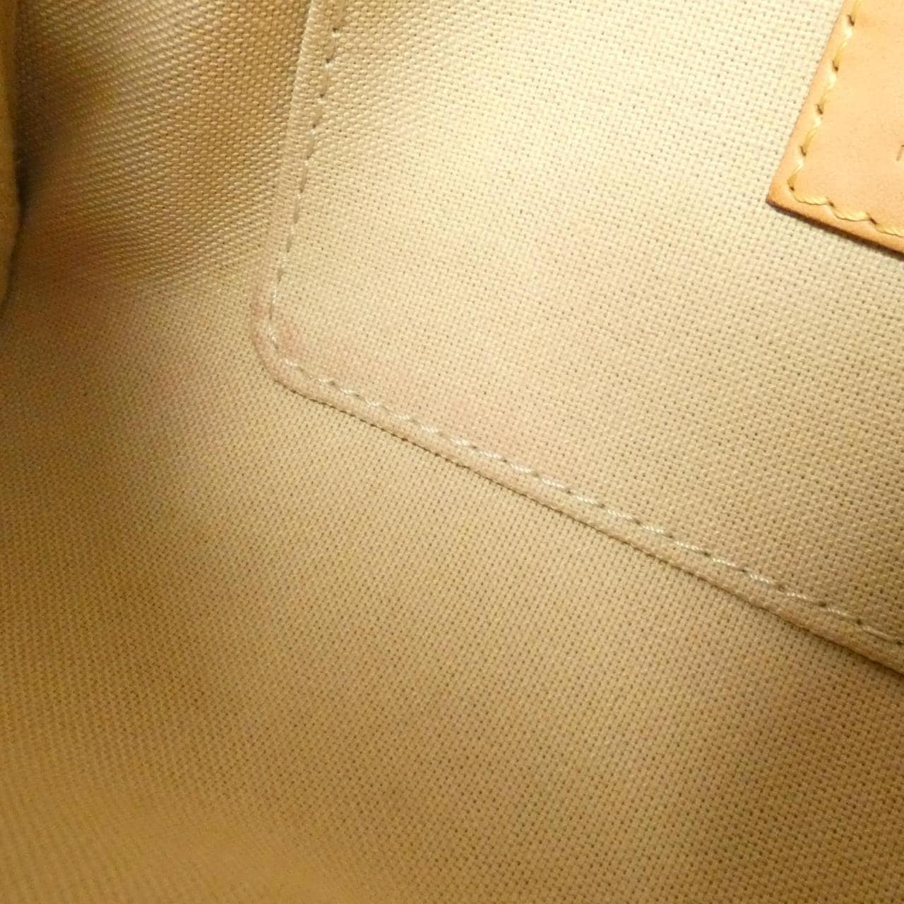 Louis_Vuitton_Damier_Azur_Favorite_PM_N41277_Shoulder_Bag_9