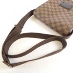 Louis_Vuitton_Damier_Brooklyn_PM_N51210_Shoulder_Bag_5