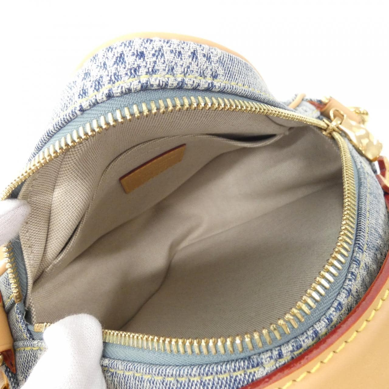 Louis_Vuitton_Damier_Denim_3D_Chess_Messenger_N40706_Shoulder_Bag_6