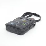 Louis_Vuitton_Damier_Graphite_Map_Danube_N40239_Shoulder_Bag_3