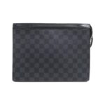 Louis_Vuitton_Damier_Graphite_Pochette_Voyage_MM_N41696_Bag_1