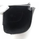 Louis_Vuitton_Damier_Infini_Discovery_Messenger_PPM_N40122_Shoulder_Bag_10