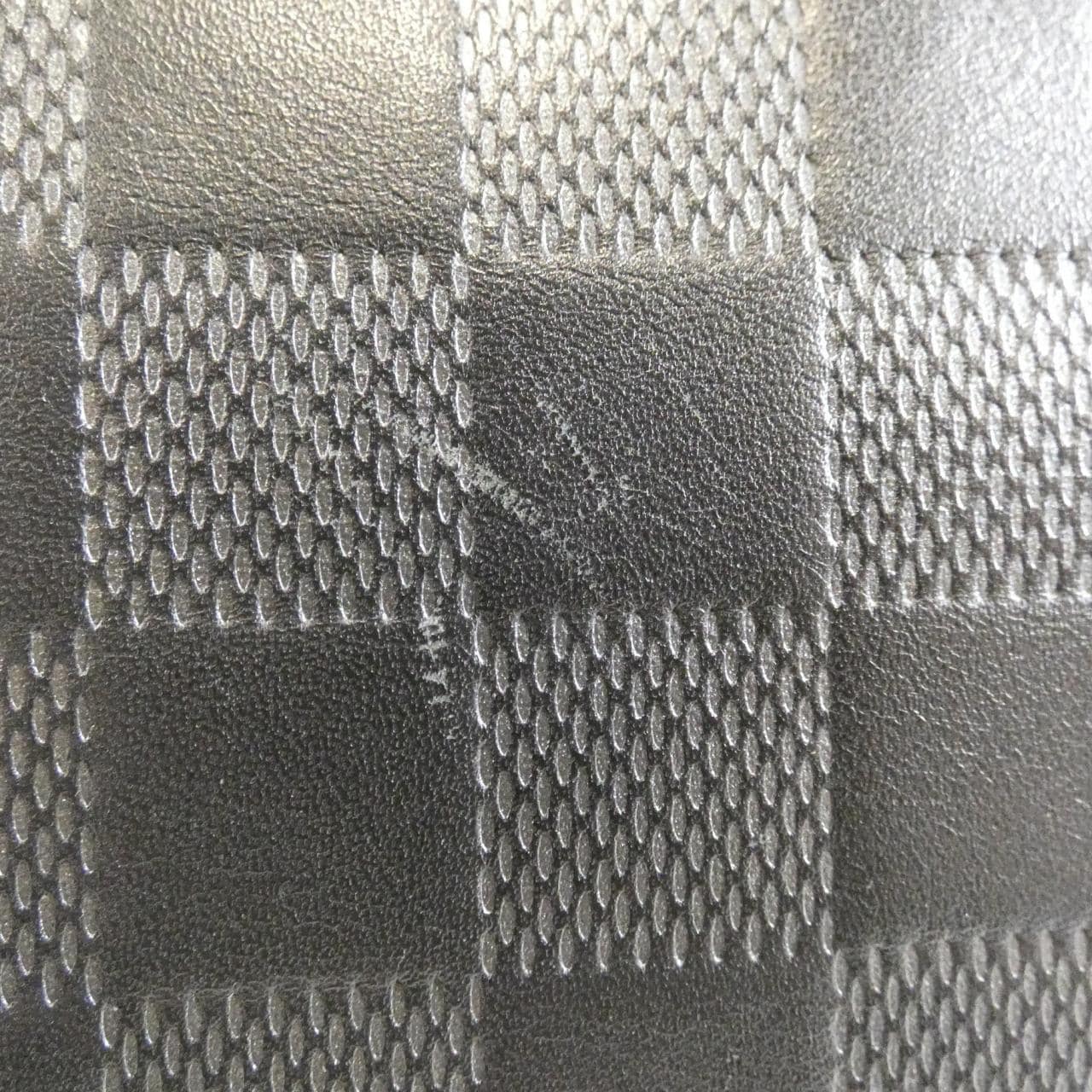 Louis_Vuitton_Damier_Infini_Discovery_Messenger_PPM_N40122_Shoulder_Bag_5