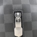 Louis_Vuitton_Damier_Infini_Discovery_Messenger_PPM_N40122_Shoulder_Bag_6