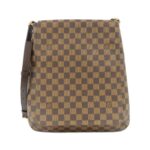Louis_Vuitton_Damier_Musette_N51302_Shoulder_Bag_1