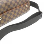 Louis_Vuitton_Damier_Naviglio_N45255_Shoulder_Bag_5