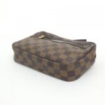 Louis_Vuitton_Damier_Pochette_Bi-fold_Macao_N61739_Second_Bag_3
