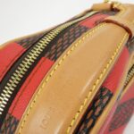 Louis_Vuitton_Damier_Pop_Chess_Messenger_N40561_Shoulder_Bag_6