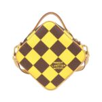 Louis_Vuitton_Damier_Pop_Chess_Messenger_N40562_Shoulder_Bag_2