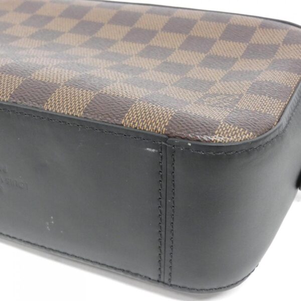 Louis_Vuitton_Damier_Santa_Monica_N40189_Shoulder_Bag_3