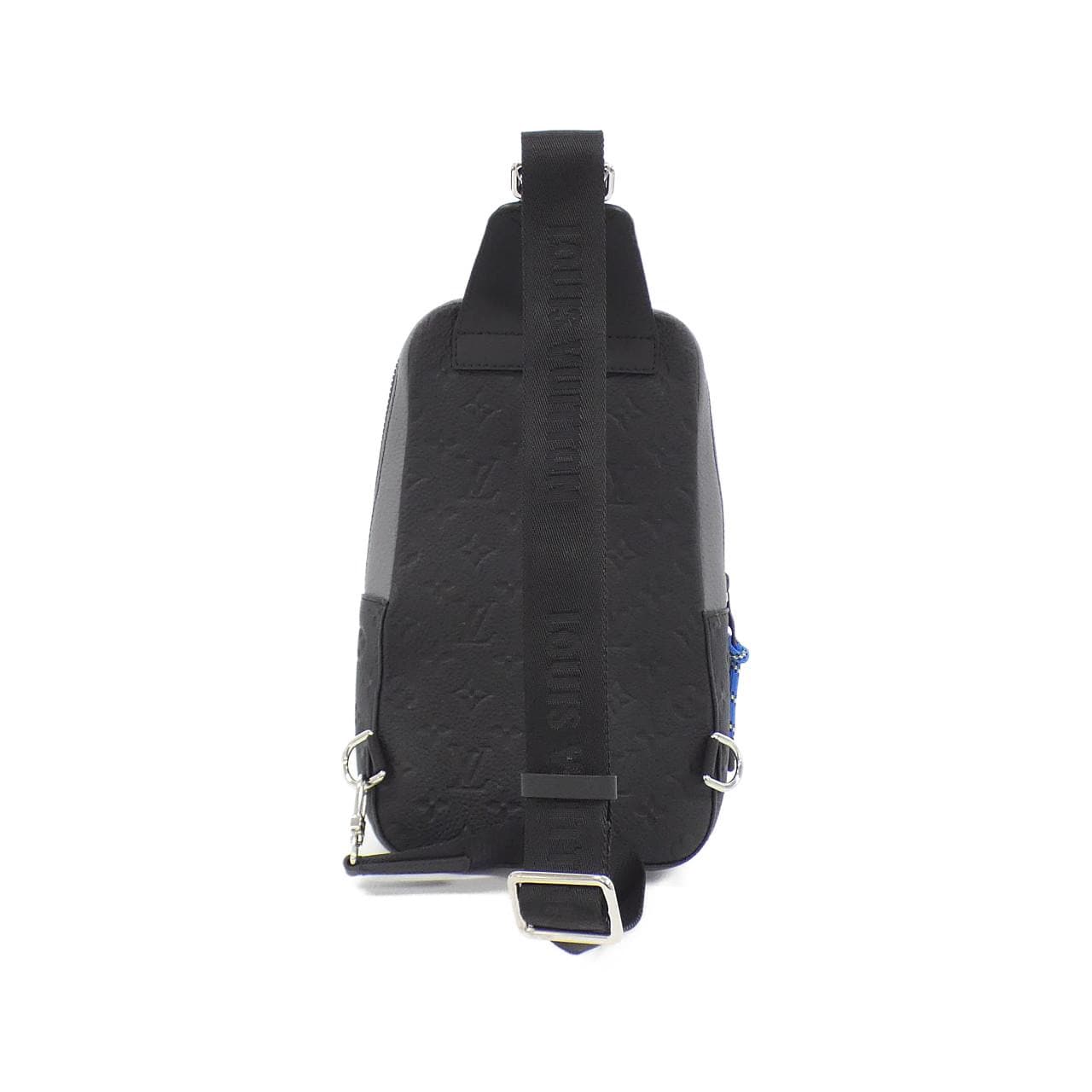 Louis_Vuitton_Daybreak_Taiga_Monogram_Avenue_Sling_Bag_M59926_Shoulder_Bag_2