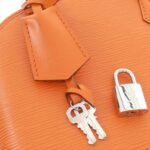 Louis_Vuitton_Epi_Alma_BB_M40854_Bag_6